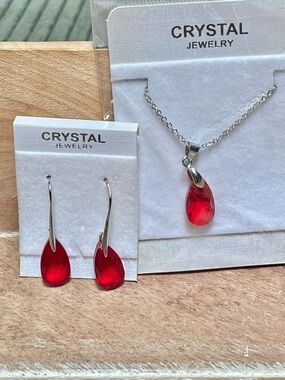 Crystal Jewelry Red Teardrop Necklace and Earrings Set